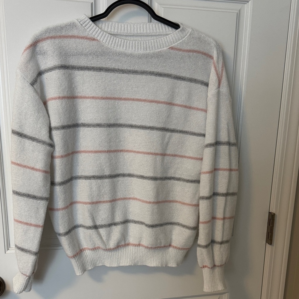SHEIN Women's Crewneck Sweater - White, Gray, and Pink